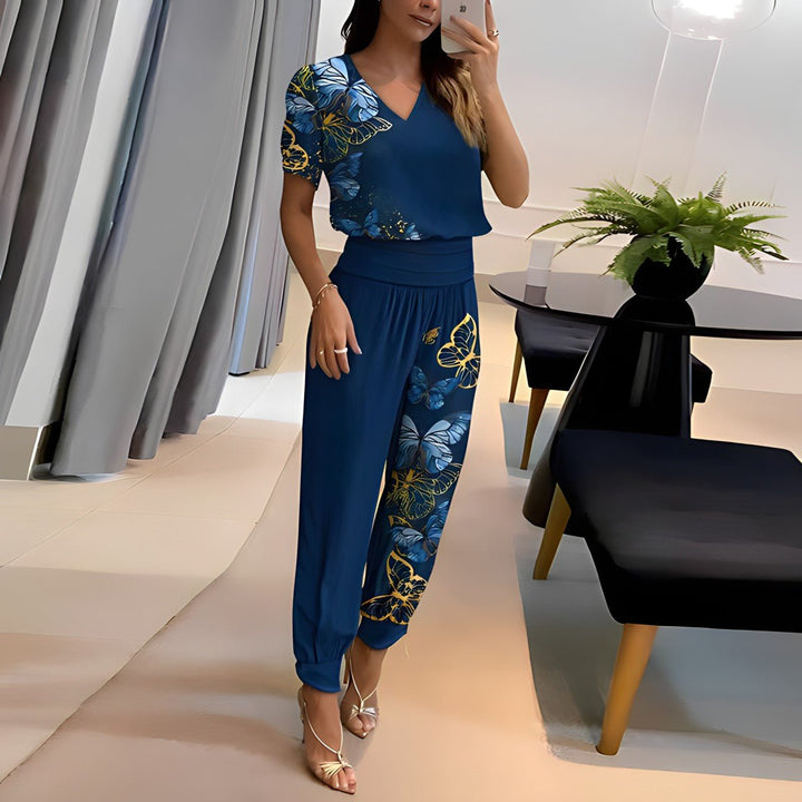 Maricel – Chic et moderne en blouse et pantalon